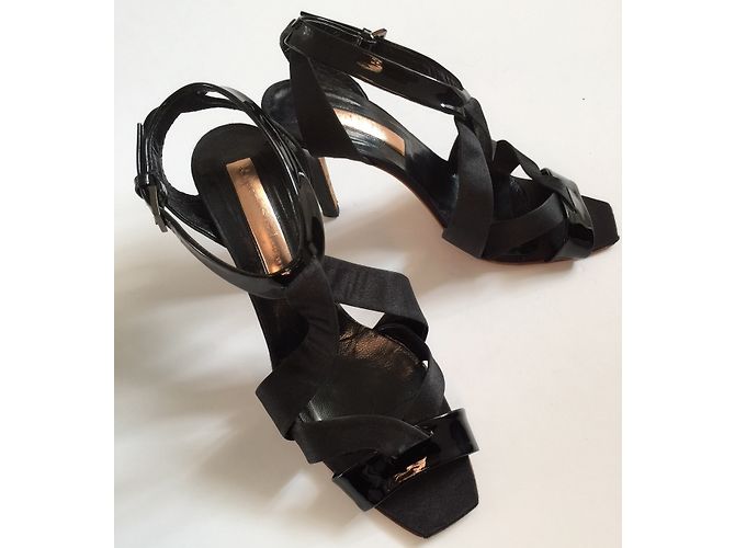 Sandali Rupert Sanderson in vernice e raso nero 39.5FR - vista 8