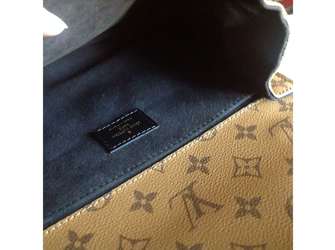 Louis Vuitton pochette Metis rovesce Marrone - vista 9