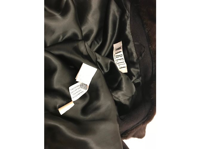 Abrigo Marella negro de lana cachemira con cuello de visón - vista 6