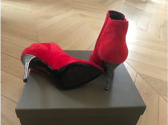 Tosca Blu Ankle Boots - view 4