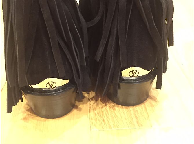 Stivaletti con frange Louis Vuitton in pelle di cervo nera 36 Nero - vista 3