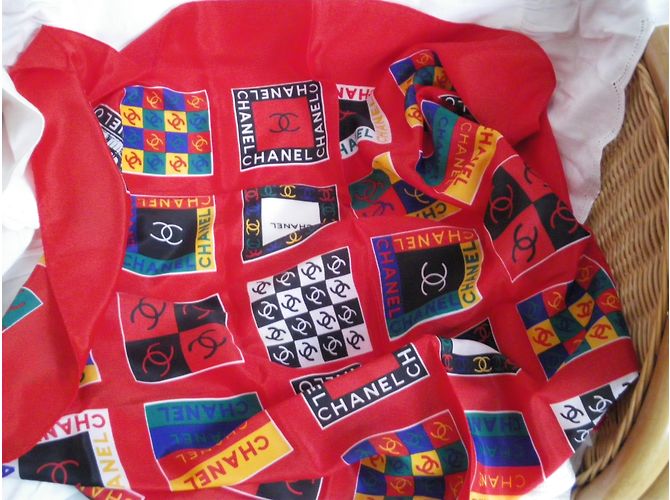 Chanel Seidenschal Mehrfarbig 85x85 Mehrfarben - Ansicht 3