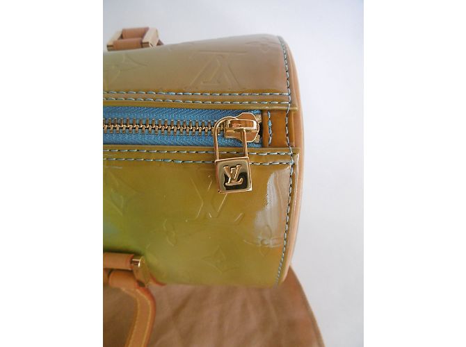 Borsa Louis Vuitton Papillon Hobo Verde - vista 7
