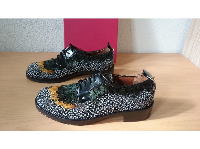 Valentino Garavani Scarpe stringate in pelle Valentino , taglia 39 - vista 4