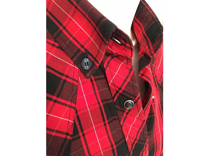 Camicetta D&G Rossa e Nera con Bottoni in Onice Rosso - vista 3