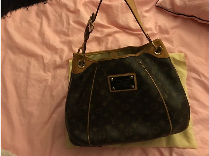 Louis Vuitton Galliera PM Borsa a mano in pelle marrone - vista 8