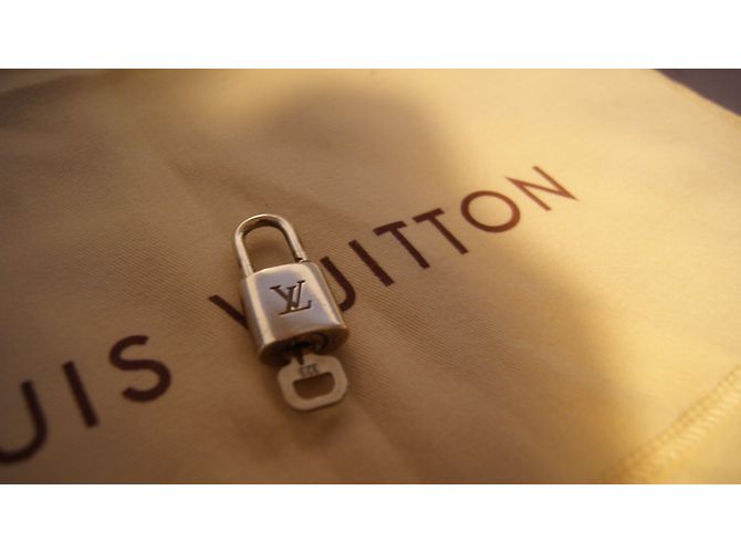 Louis Vuitton Schließfach für schnelle, keepall oder alma Golden - Ansicht 4