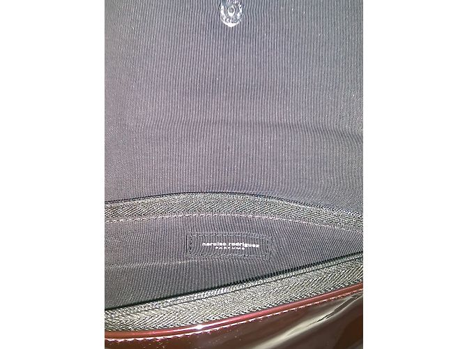 Autre Marque Funda Narciso Rodriguez Rojo Oscuro Piel Sintética Barnizada Burdeos - vista 5