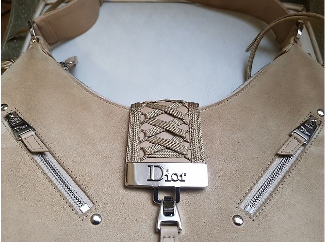 Borsa Christian Dior in scamosciato beige - vista 2