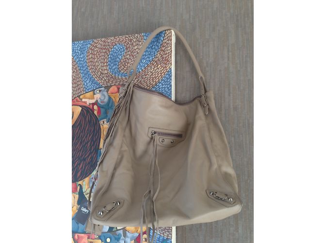 Borsa Balenciaga in pelle color ebano - vista 2
