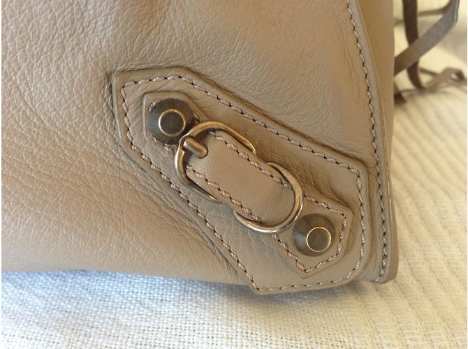 Borsa Balenciaga in pelle color ebano - vista 4