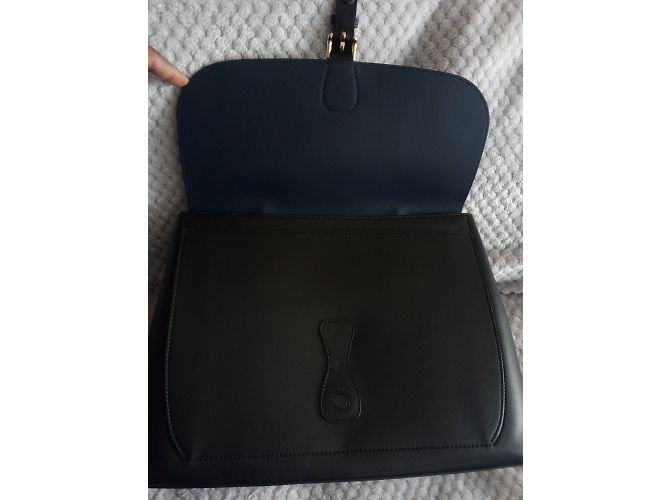 Bolsa de alforje em couro grande assinada da Burberry em preto - vista 14
