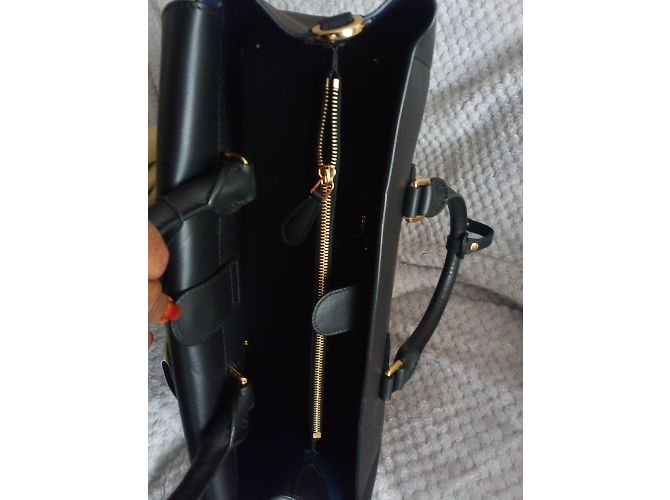 Bolsa de alforje em couro grande assinada da Burberry em preto - vista 16