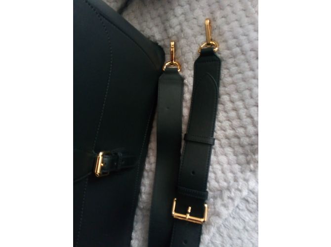 Bolsa de alforje em couro grande assinada da Burberry em preto - vista 17