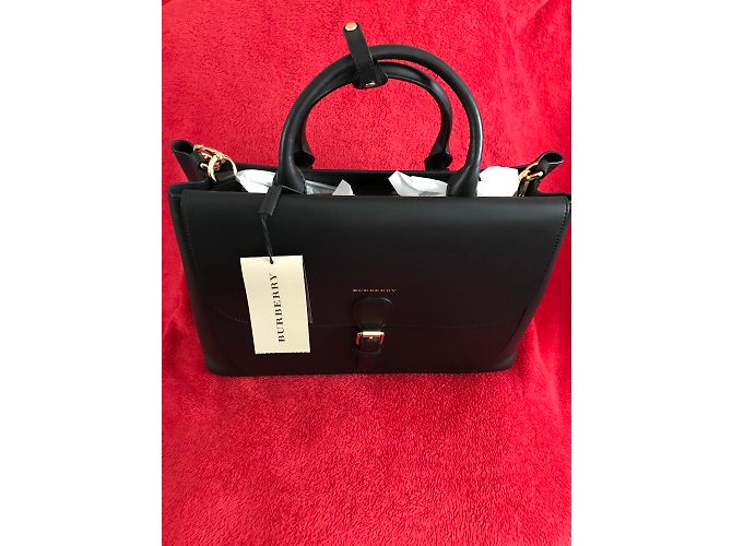 Bolsa de alforje em couro grande assinada da Burberry em preto - vista 19