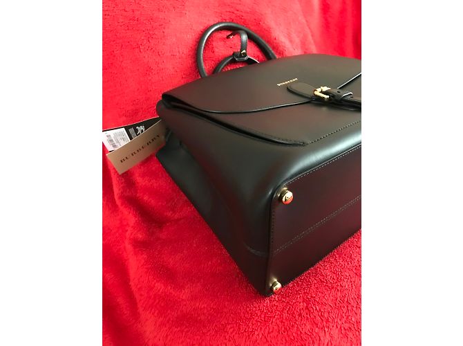 Bolsa de alforje em couro grande assinada da Burberry em preto - vista 25