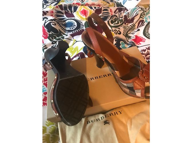 Burberry Sandalen - Ansicht 3