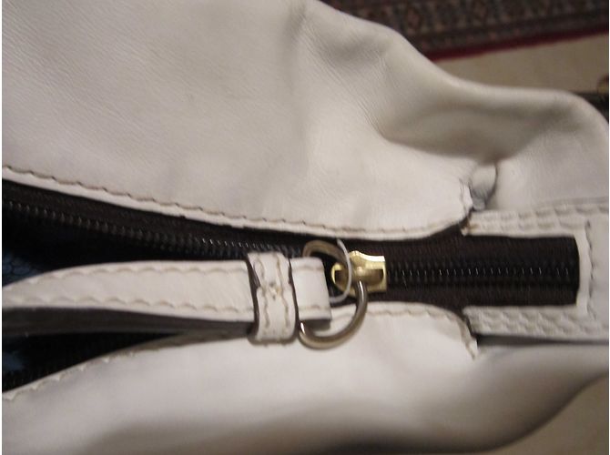 Borsa a mano Lancel Angelina in pelle bianca Bianco - vista 7