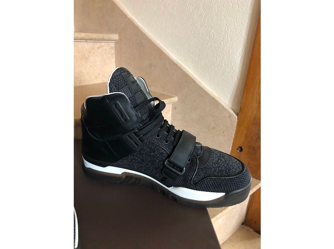 Louis Vuitton scarpe da ginnastica Nero - vista 4