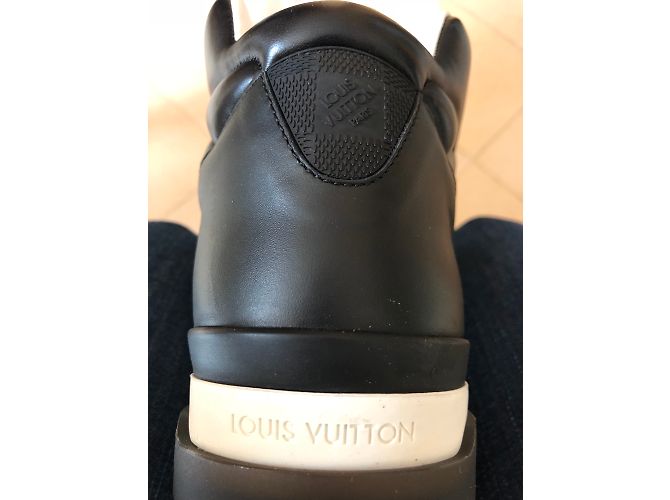 Louis Vuitton scarpe da ginnastica Nero - vista 9