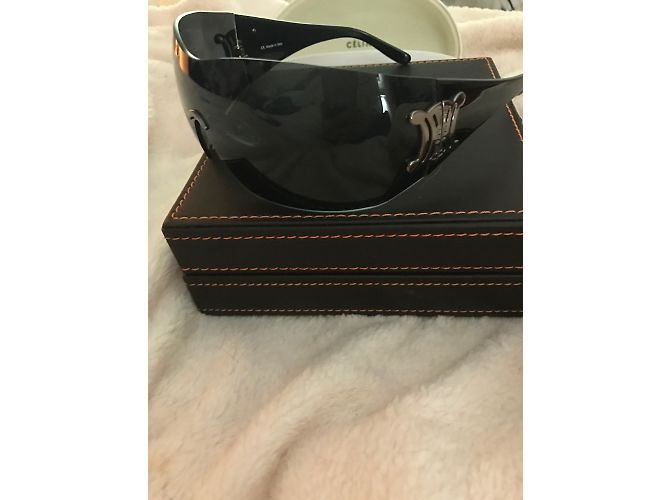 Lunettes de soleil Céline noires en plastique - vue 6