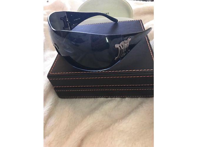Lunettes de soleil Céline noires en plastique - vue 7