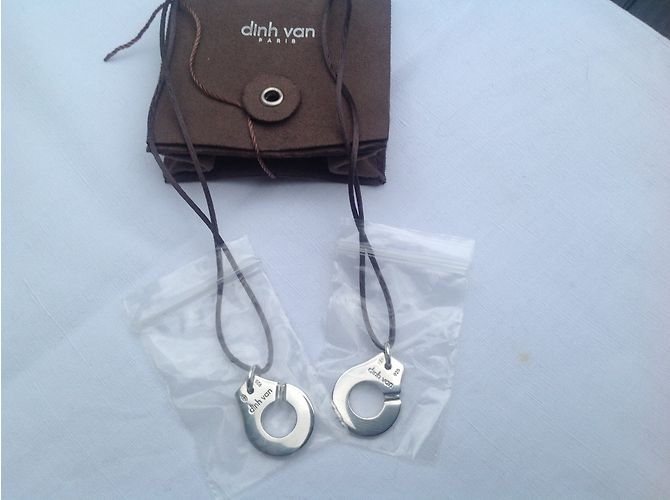 Dinh Van Menottes R 20 - view 4