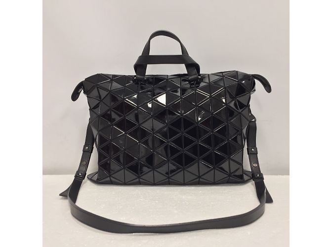 Issey Miyake Bao Bao ventiquattrore - vista 3
