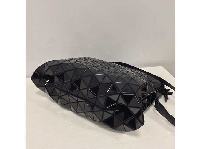 Issey Miyake Bao Bao ventiquattrore - vista 5
