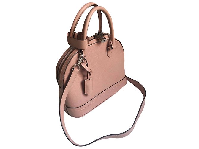 Louis Vuitton Alma BB Bolso de piel Taurillon rosa - vista 2