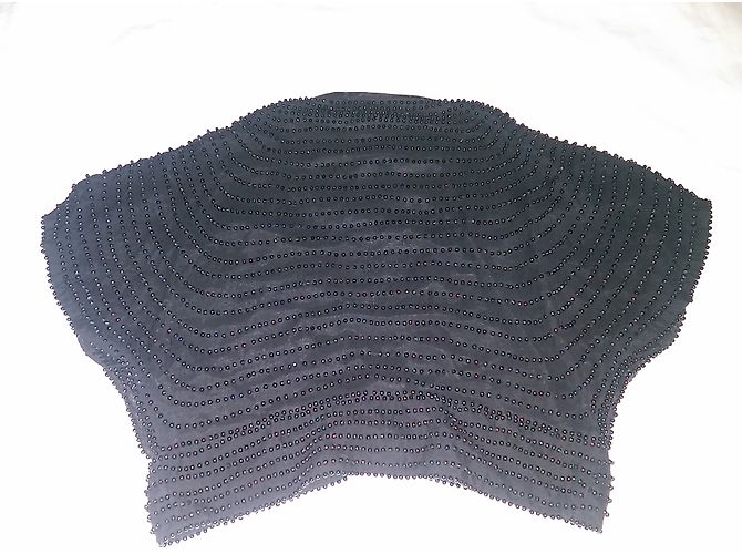 Top negro con perlas de viscosa Gestuz - vista 2