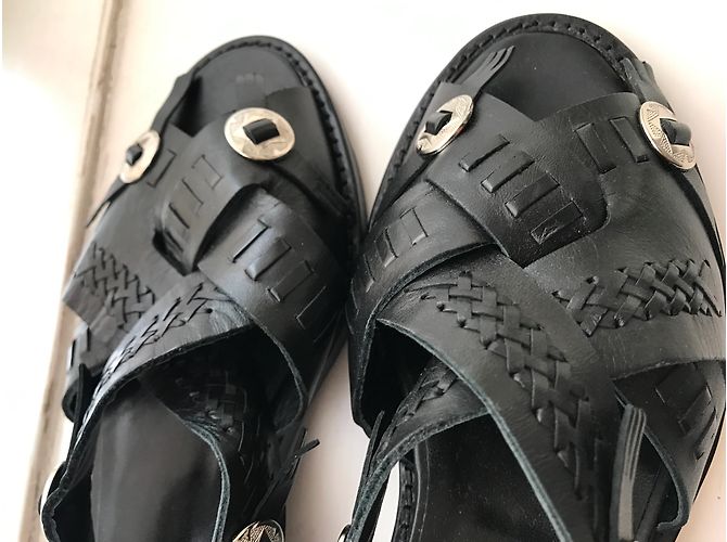 Toga Pulla Leder Sandalen Crossover Schwarz - Ansicht 4