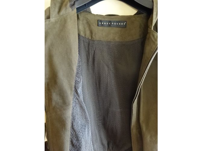 Chaqueta Ventcouvert de ante caqui con capucha - vista 6
