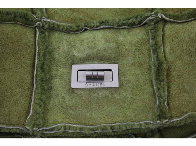 2.55 Chanel Shearling-Tasche Olivgrün - Ansicht 2