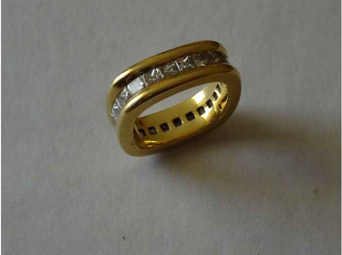 Autre Marque Gelbgold Ring mit Prinzessenschliff Diamanten Weiß - Ansicht 4