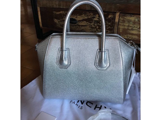 Borsa Antigona Givenchy in pelle argento Grigio - vista 9