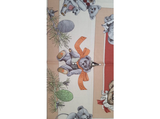 Hermès Lenços - vista 5