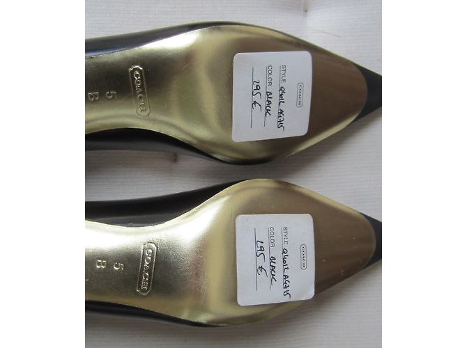 Coach Heels - view 6