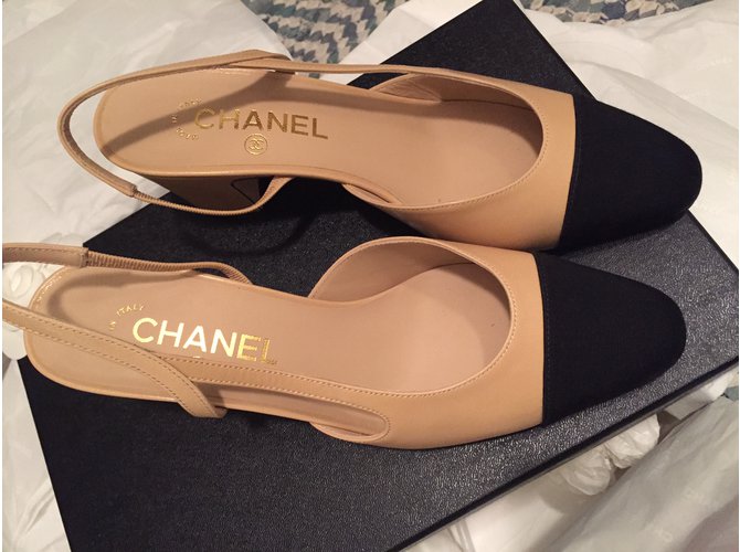 Slingback Chanel Noir Beige - vue 5