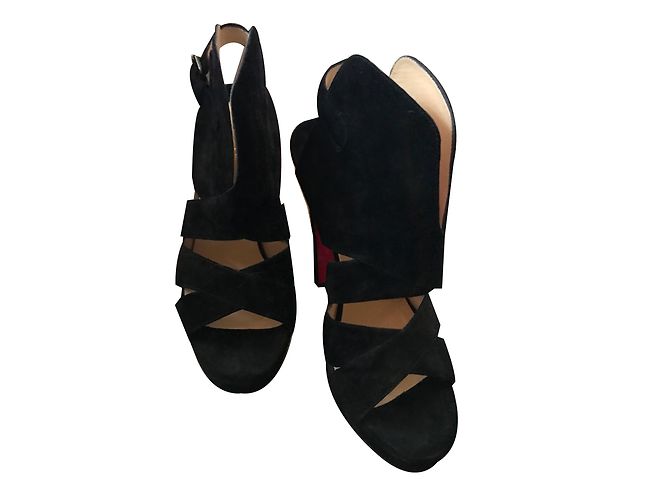 Sandali Christian Louboutin in nabuk nero - vista 2