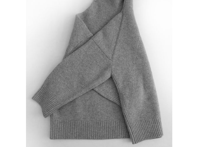 Céline Pulls, Gilets - vue 3