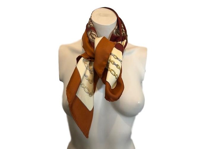 Sciarpa vintage "Les must de Cartier" Marrone - vista 5