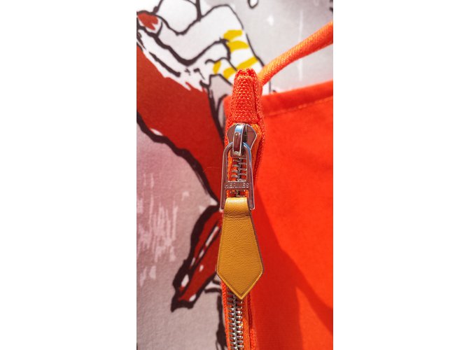 Hermès Sacolas Bege - vista 4
