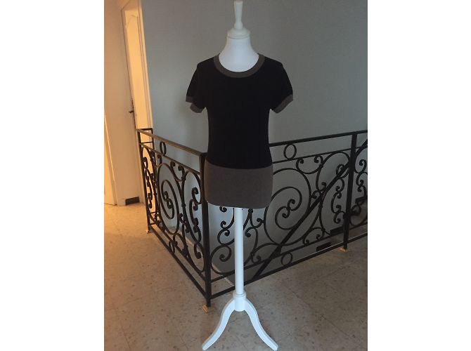 Chanel Kurzarm-Pullover aus Kaschmir und Wolle Taupe Navy Blau Marineblau - Ansicht 2