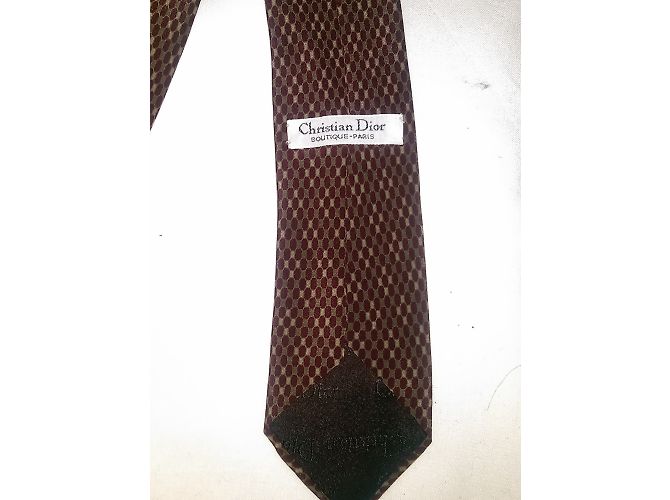 Cravatta Christian Dior Slim in Seta Stampata Marrone Beige Rosso Scuro Bordò - vista 4