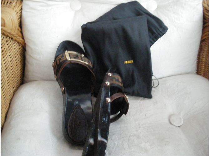 Fendi zuecos - vista 6