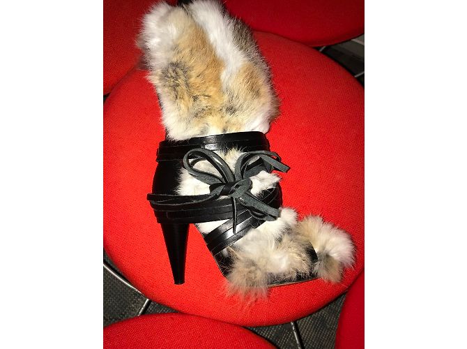 Botas Isabel Marant de Pele de Coelho e Couro Multicor - vista 2