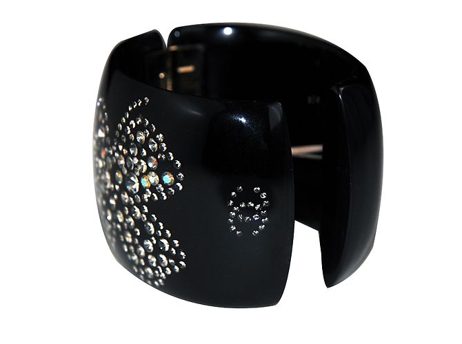 Bracciale Rigido Chanel in Resina Nera Nero - vista 2