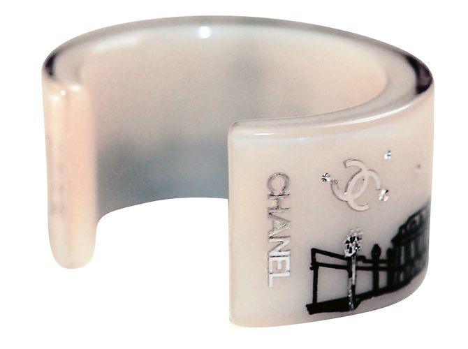 Bracciale Chanel in resina bianco e nero - vista 2