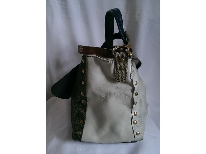 Autre Marque Ebarrito Bombon Handbag - vista 9